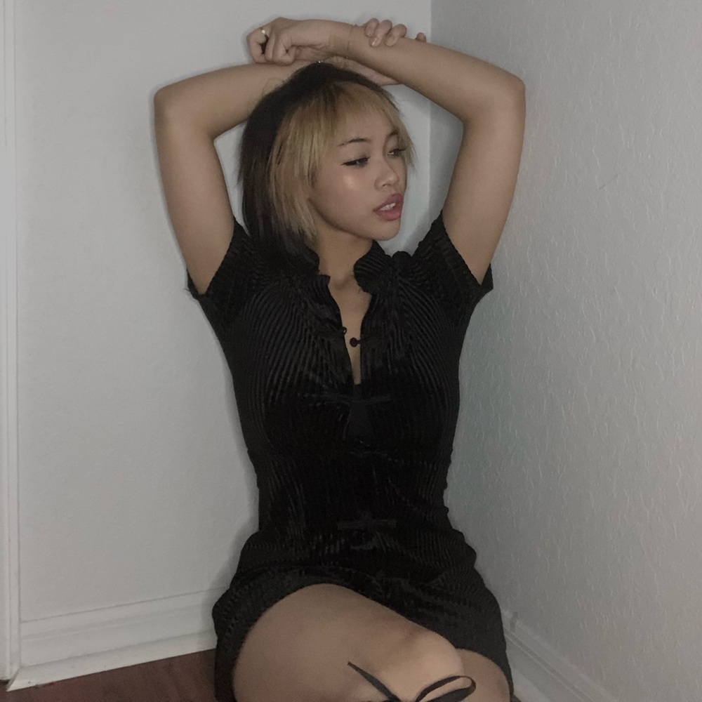 Dark dress!